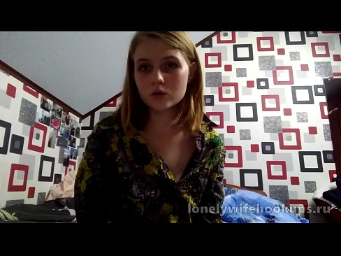 ❤️ O le tamaititi aoga lanu enaena mai Rusia e fiafia i titi tetele. ❤️ Rusia porn